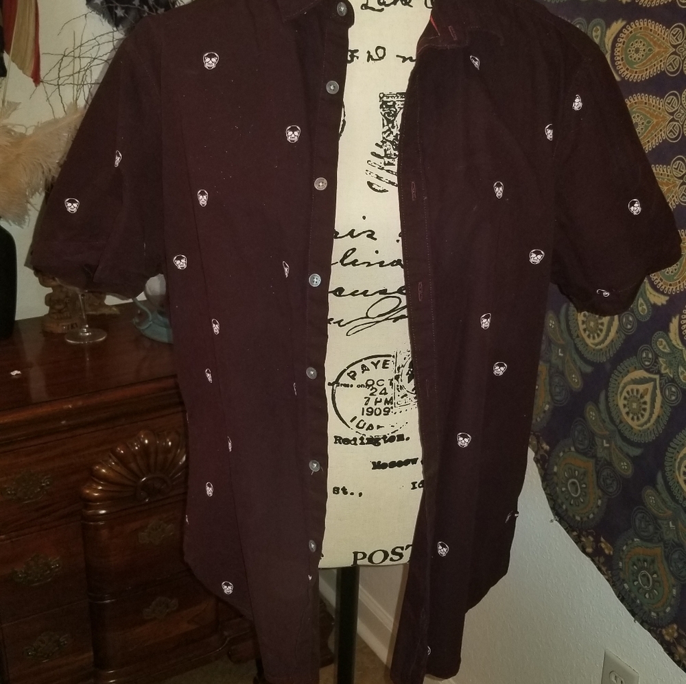 Cactus Man size Large used button up